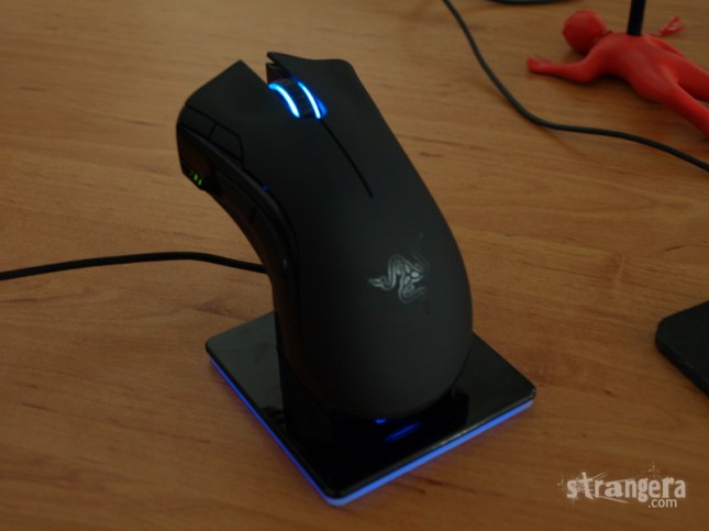 razer-mamba-charging