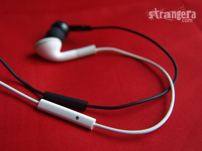 Razer-Moray-plus_vs_Earphones