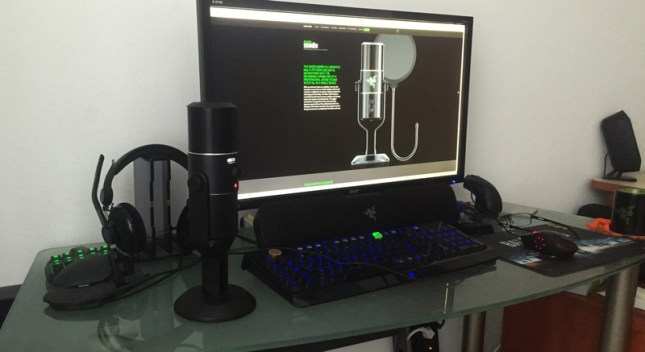 Razer-Seiren-02